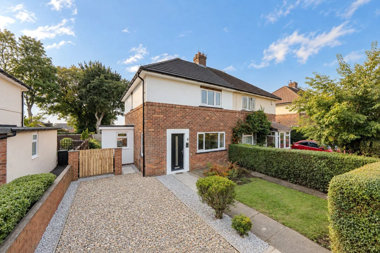 Littlemoor Crescent, Pudsey, LS28, photo 6