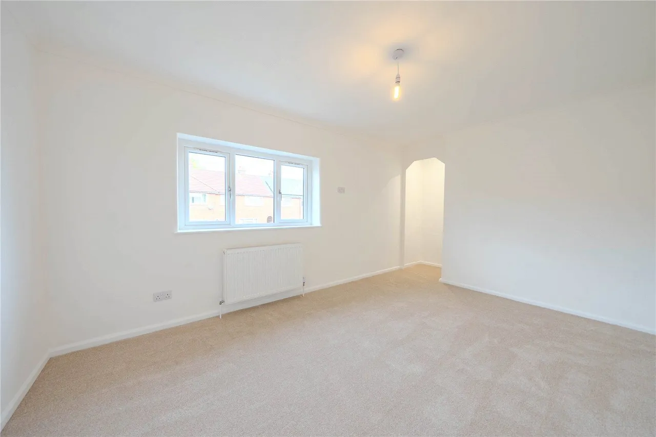 Littlemoor Crescent, Pudsey, LS28, photo 7