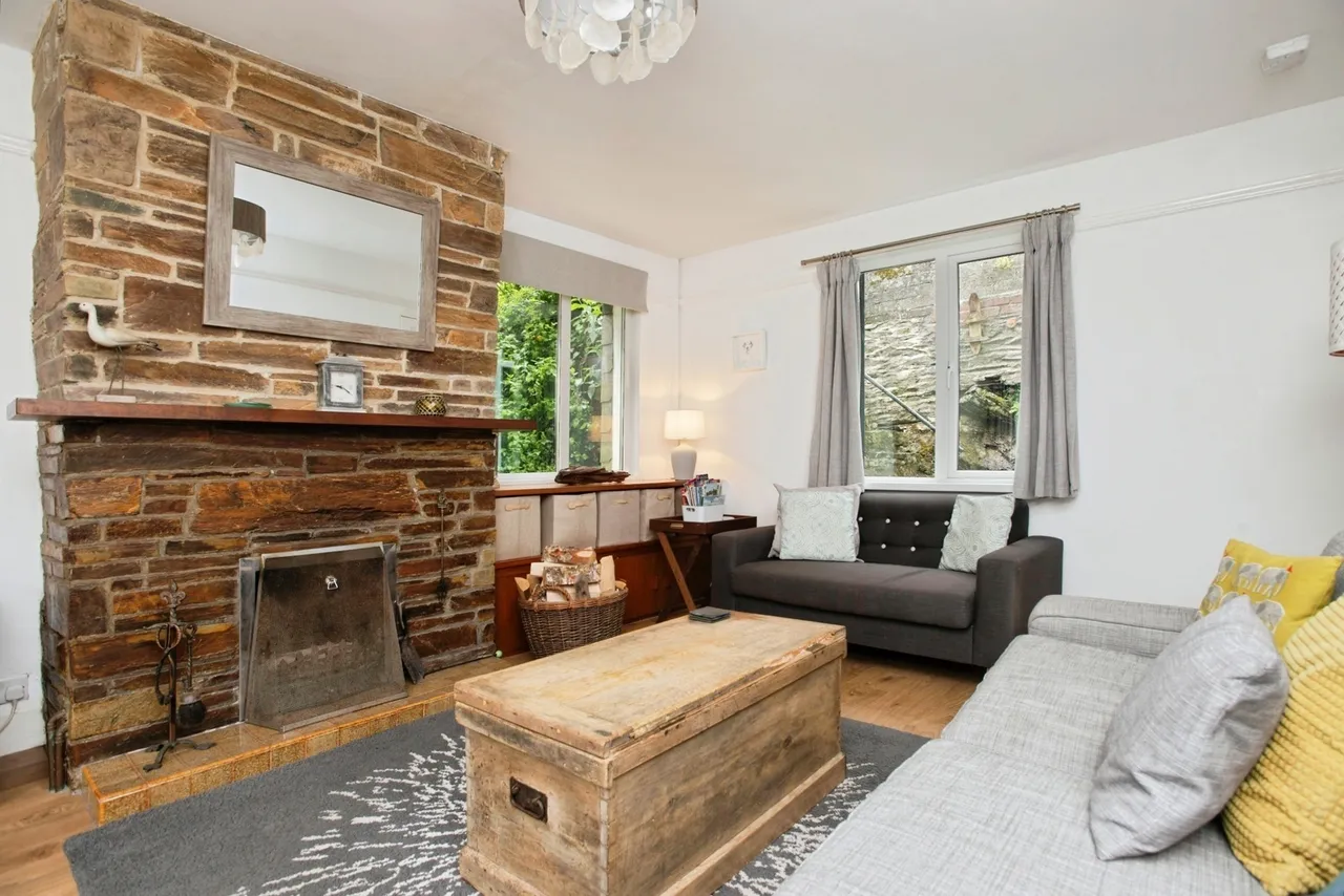 The Coombes, Polperro, PL13, photo 7
