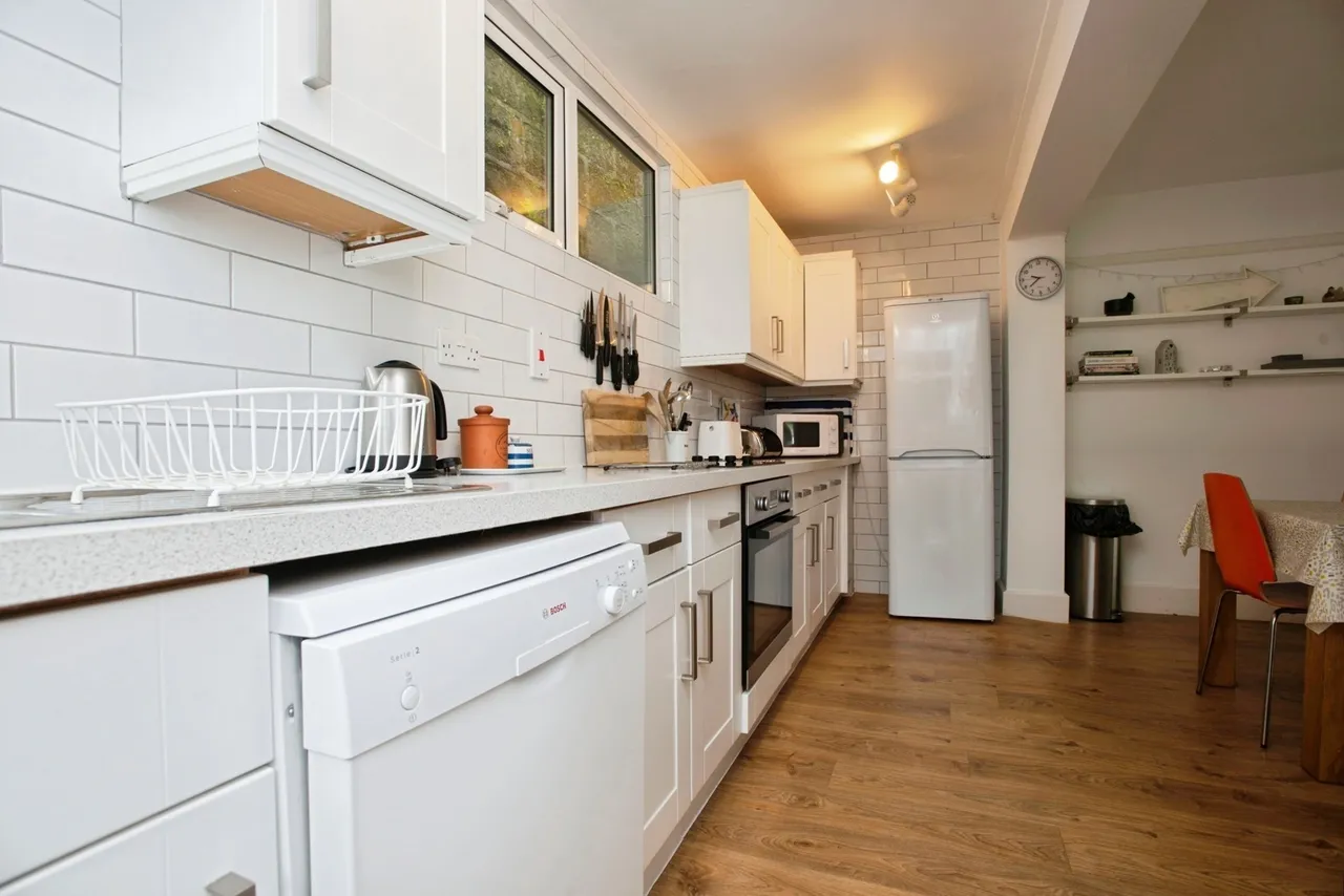 The Coombes, Polperro, PL13, photo 11