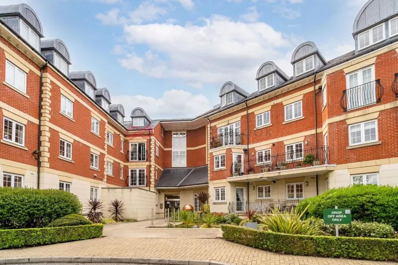 Eastcote Road, PINNER HA5 1DH, photo 14