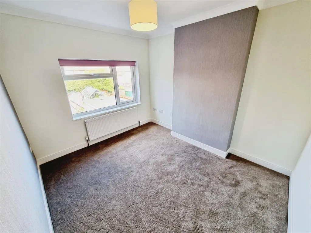 Montague Street, Rushden, photo 7