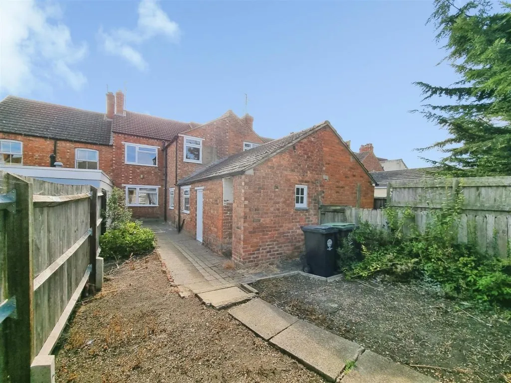 Montague Street, Rushden, photo 10