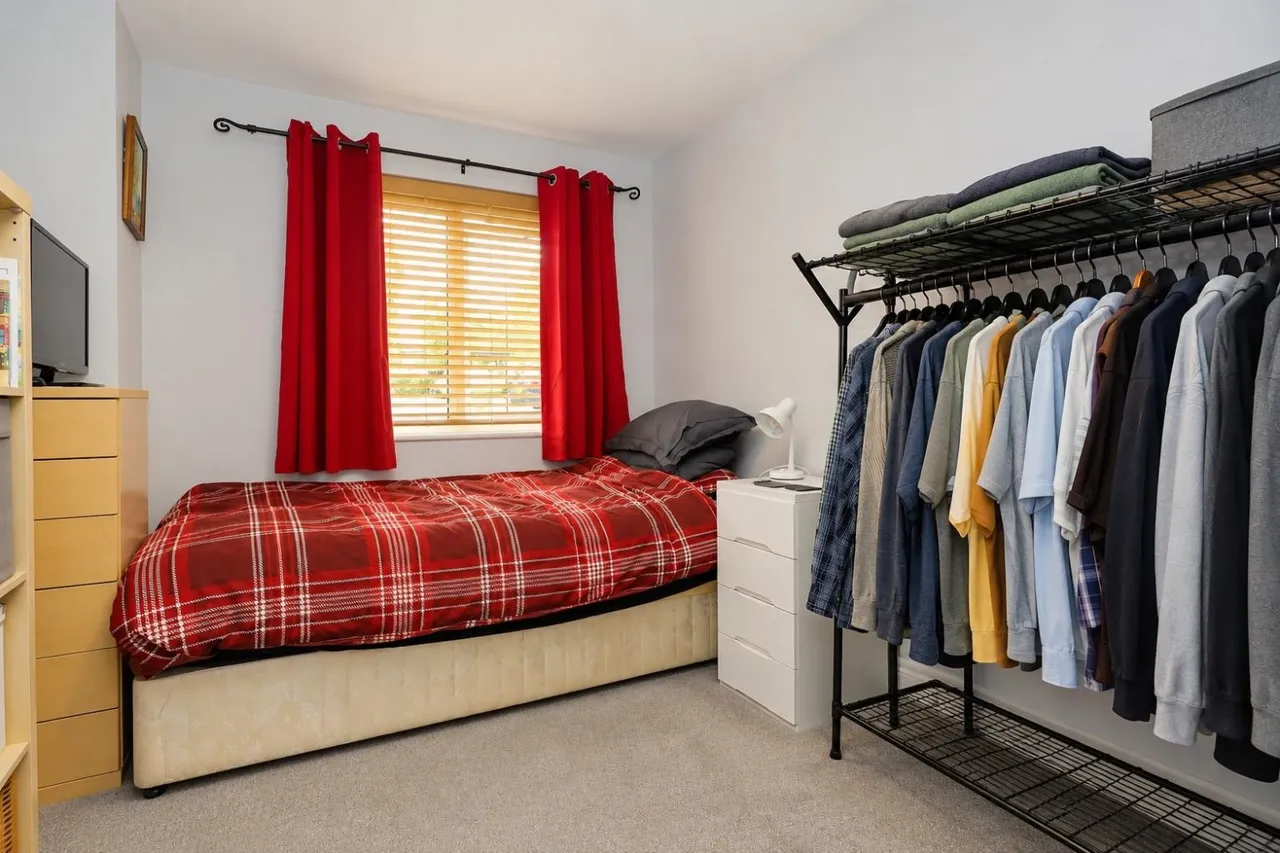 Pavilion Close, Stanningley, LS28, photo 7