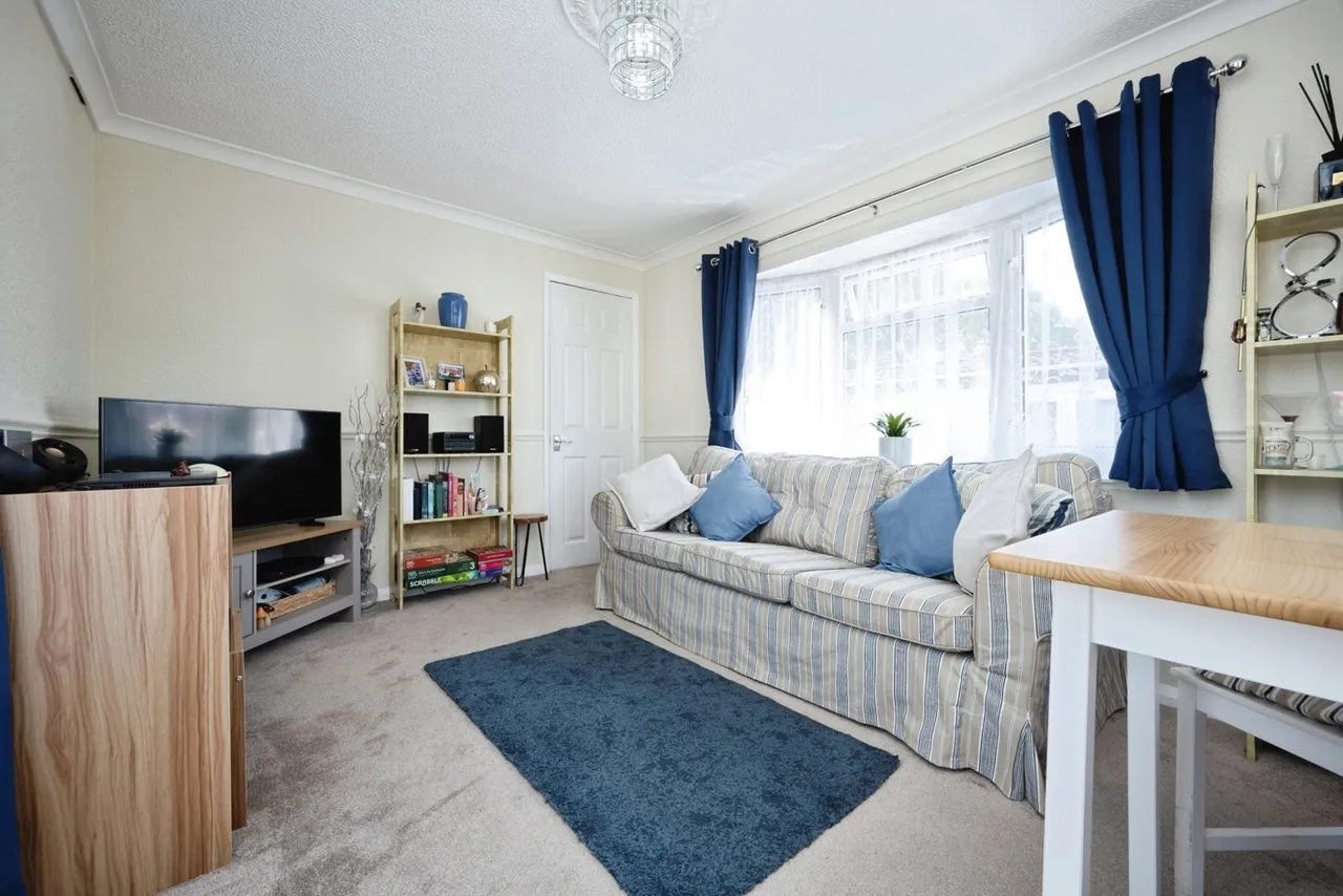 Folly Park, High Street, Clapham, Bedford, MK41, photo 5