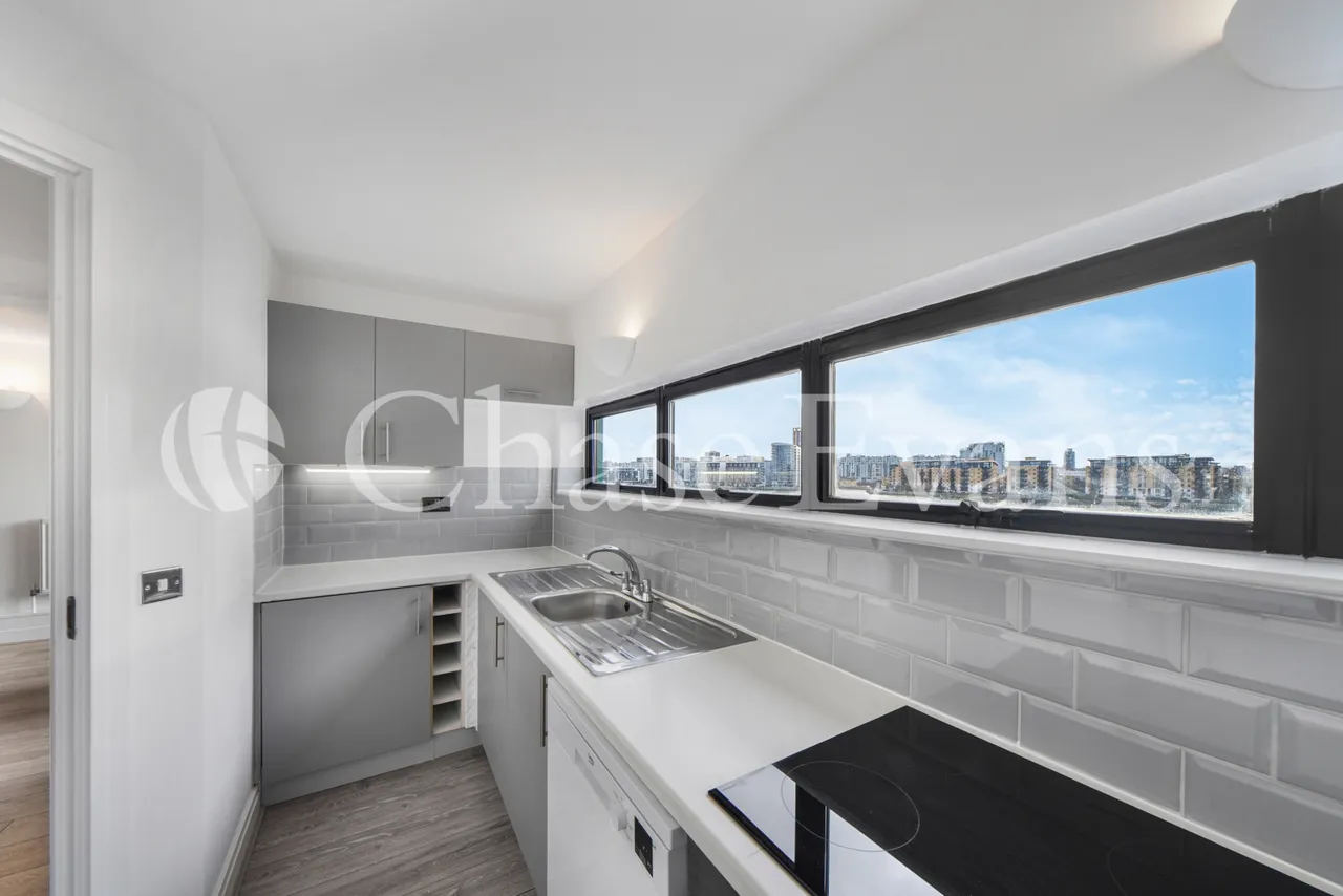 Chart House, 6 Burrells Wharf Square, Isle Of Dogs, London, E14, photo 3