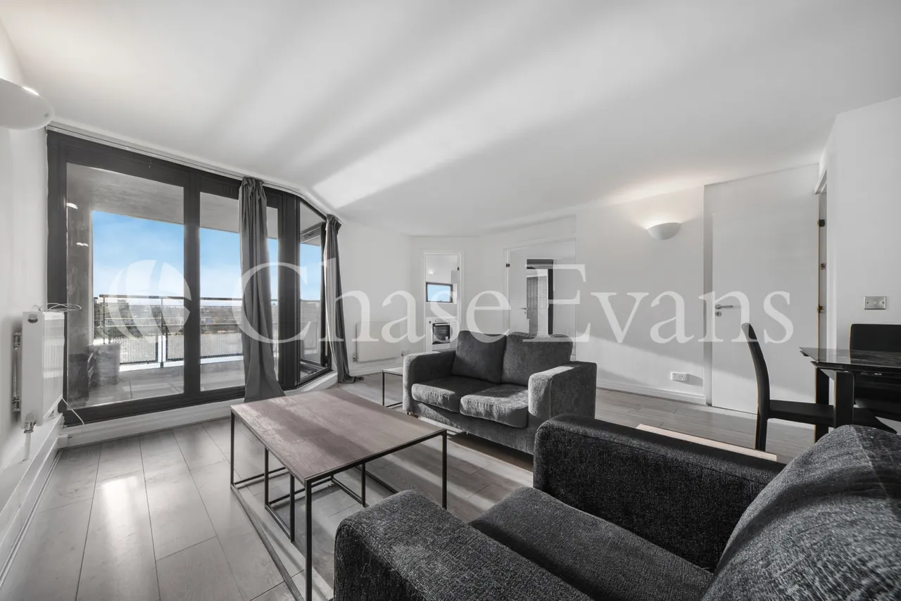 2 bed flat for sale — Chart House, 6 Burrells Wharf Square, Isle Of Dogs, London, E14