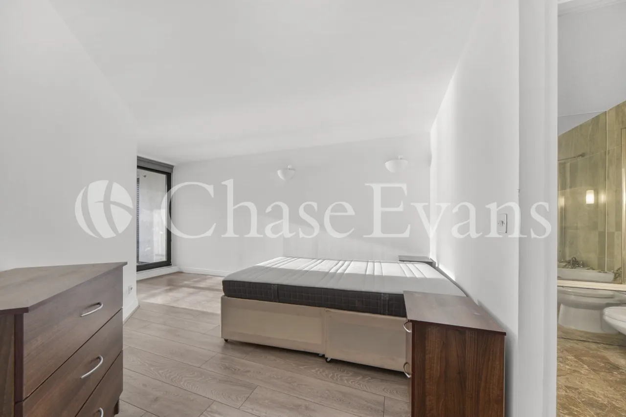 Chart House, 6 Burrells Wharf Square, Isle Of Dogs, London, E14, photo 9