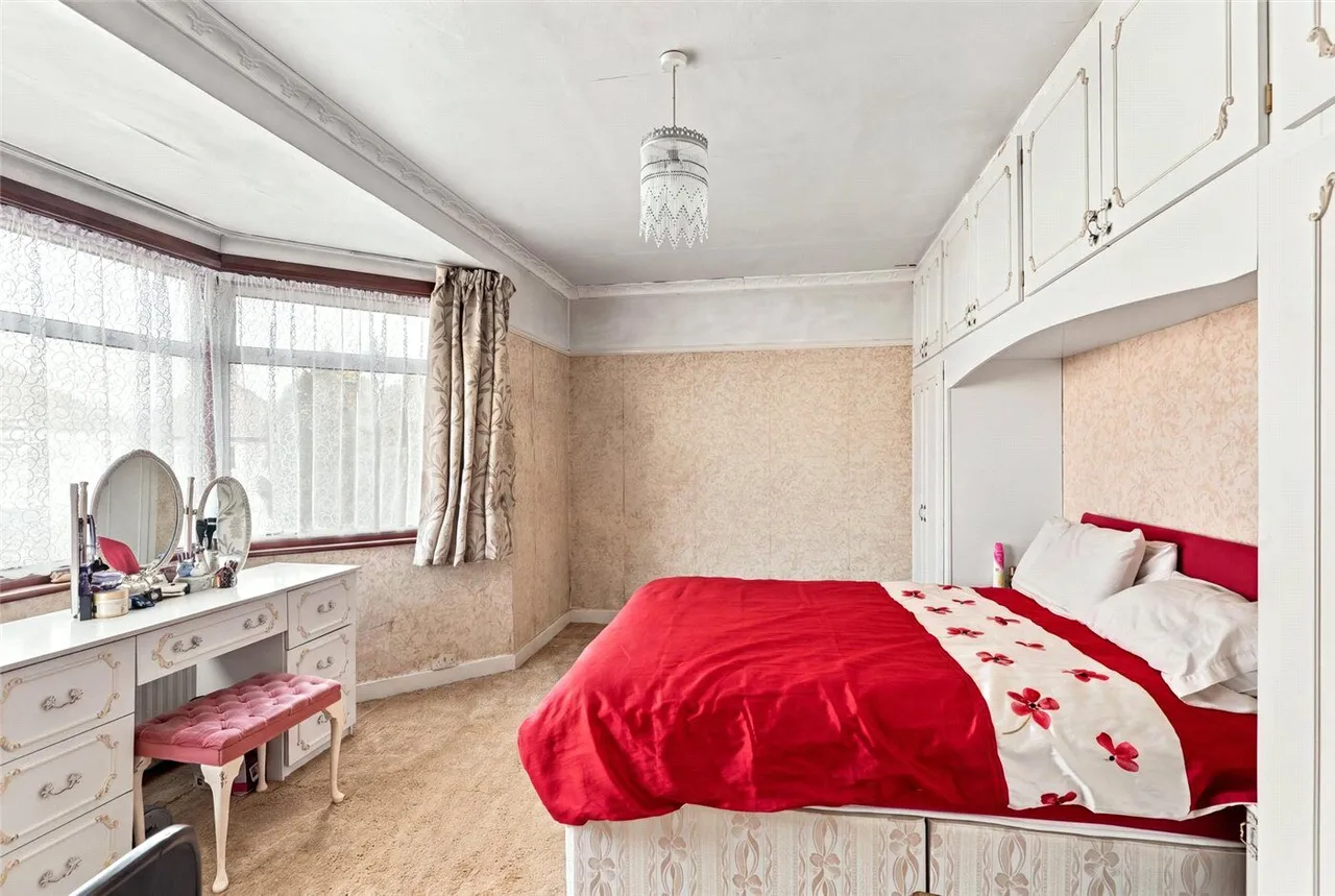 Devonia Gardens, London, N18, photo 8