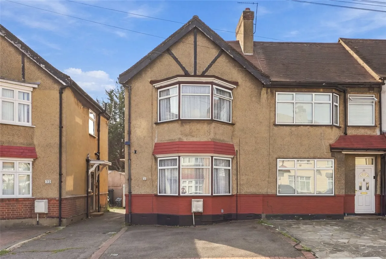 3 bed house for sale, Devonia Gardens, London, N18