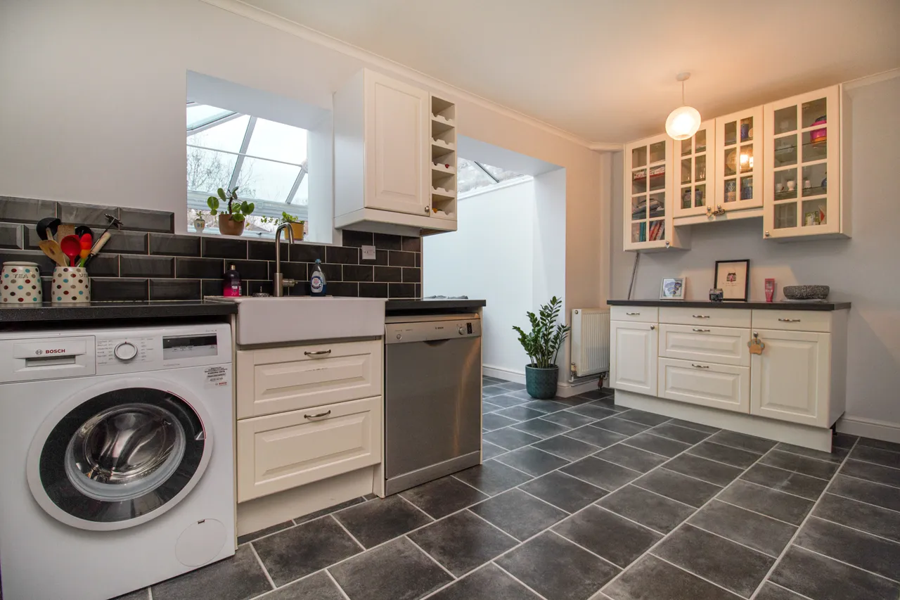Lyndhurst Road, Fleet, GU51 1EH, photo 5