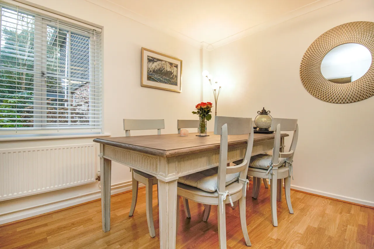 Lyndhurst Road, Fleet, GU51 1EH, photo 9