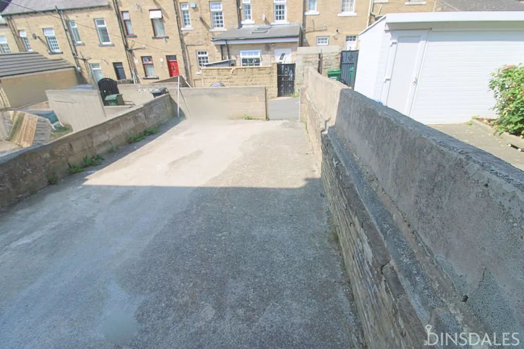Upper Woodlands Road, Bradford BD8 9JE, photo 8