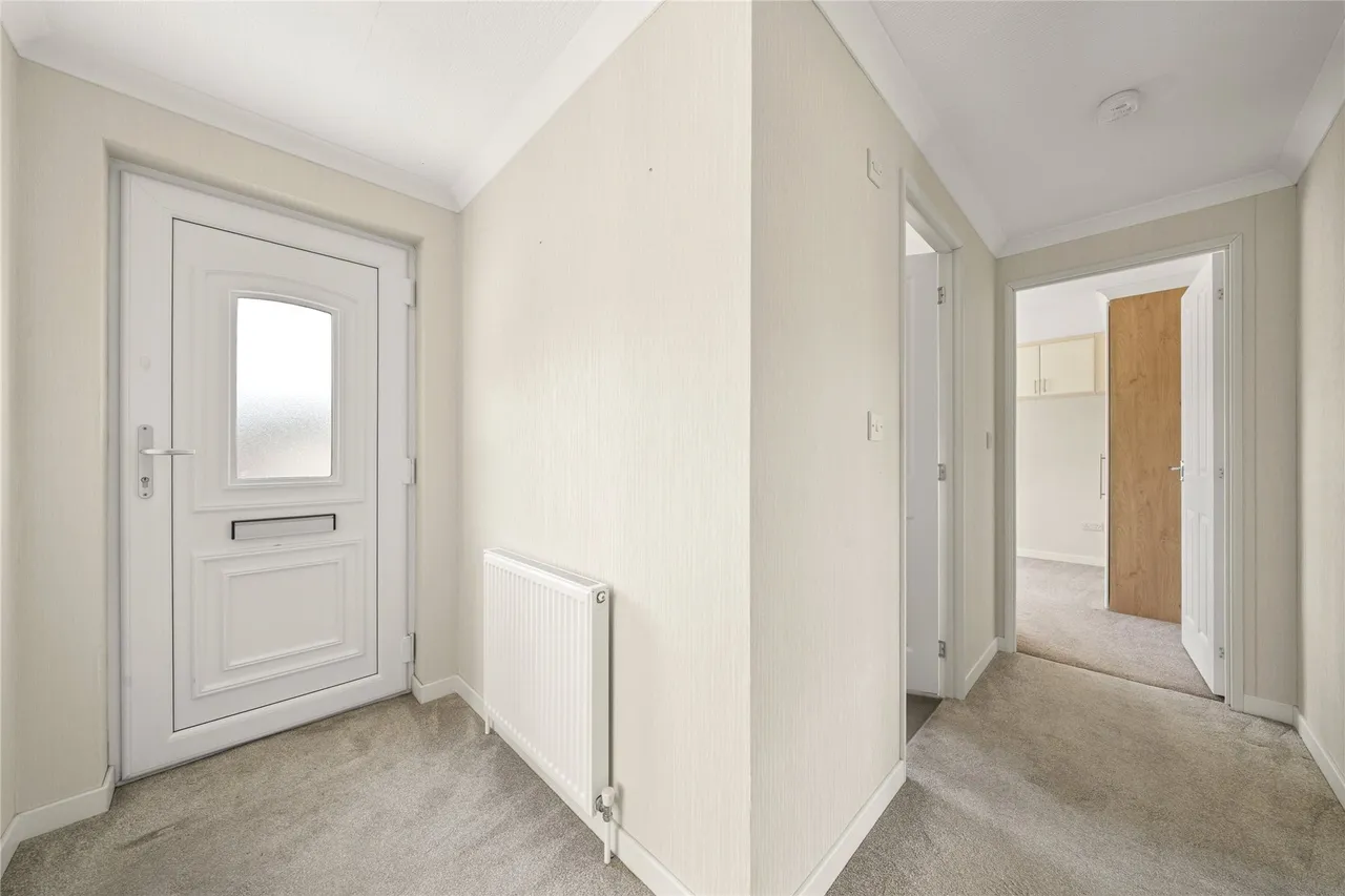 Chertsey Lane, Staines-upon-Thames, Surrey, TW18, photo 13