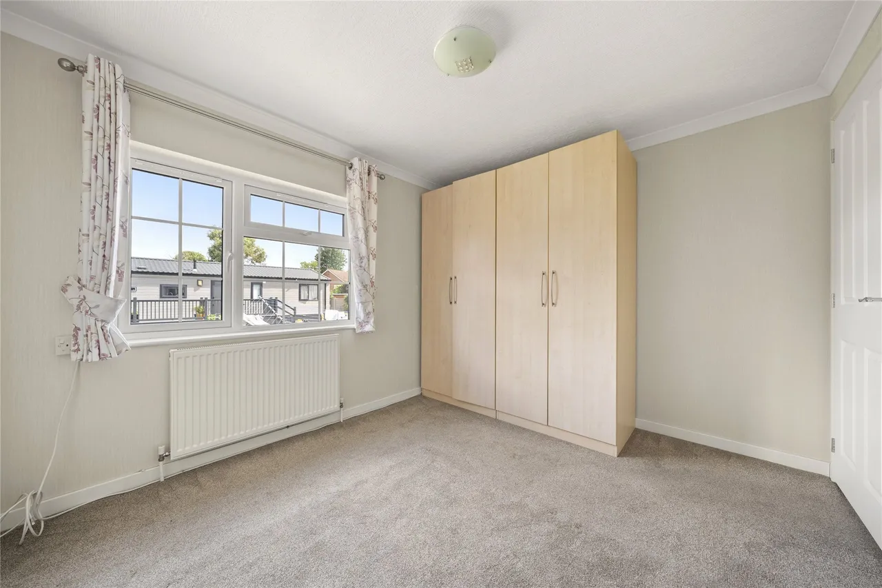 Chertsey Lane, Staines-upon-Thames, Surrey, TW18, photo 12