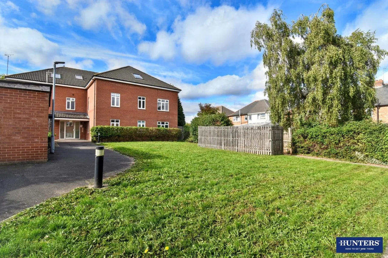 Lansdowne Grove, Wigston, LE18, photo 9