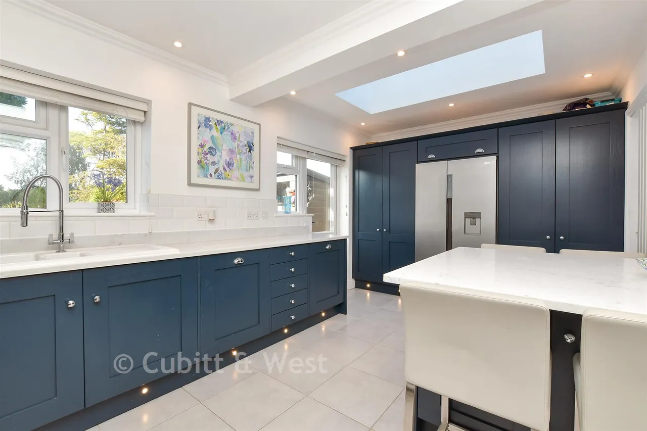 Tattenham Grove, Epsom, KT18, photo 10
