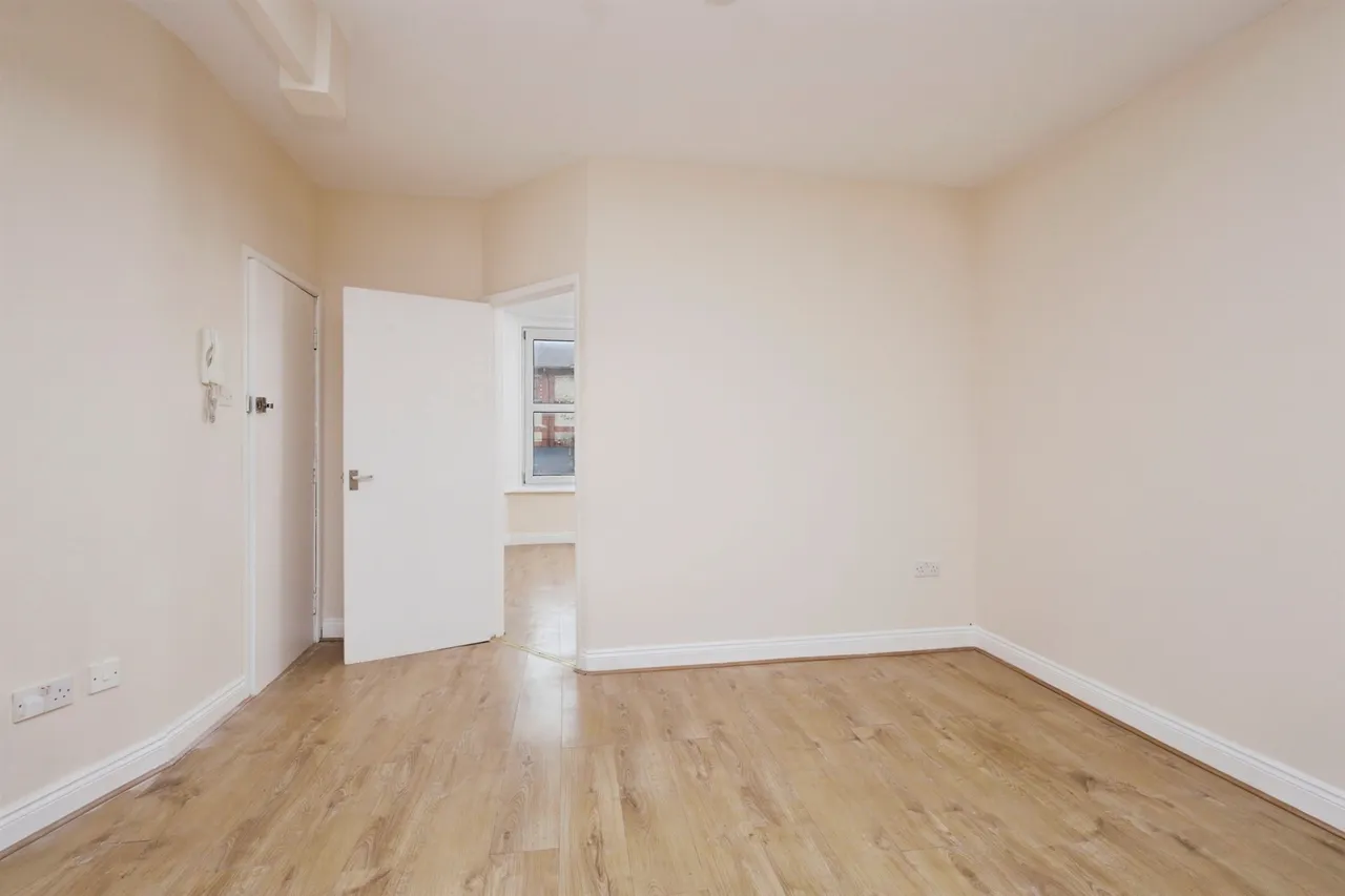 Wellesley Road, Eastbourne, BN21, photo 15