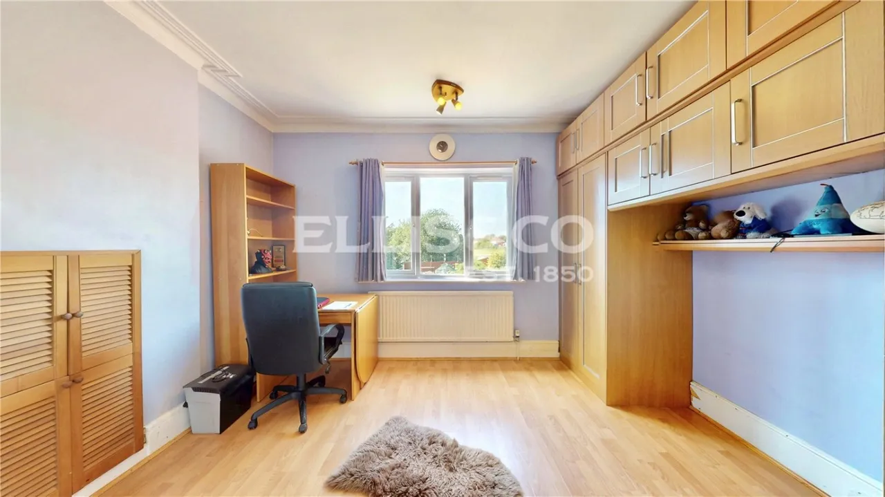 Oldfield Lane North, Greenford, UB6, photo 12