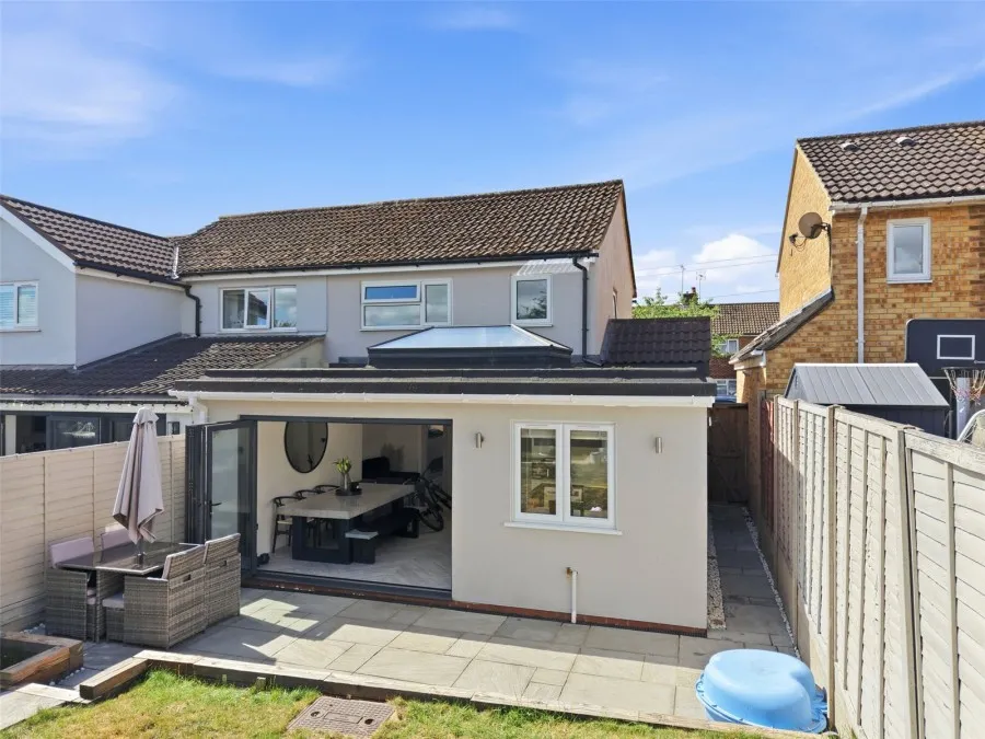 House Under Offer with 3 bedrooms in Bishop's Stortford, CM23, photo 18