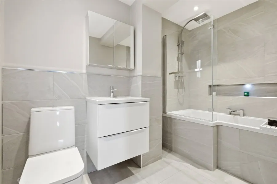 House Under Offer with 3 bedrooms in Bishop's Stortford, CM23, photo 8