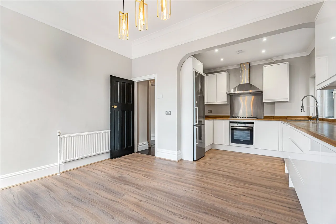 Chandos Avenue, Whetstone, N20 9EG, photo 6