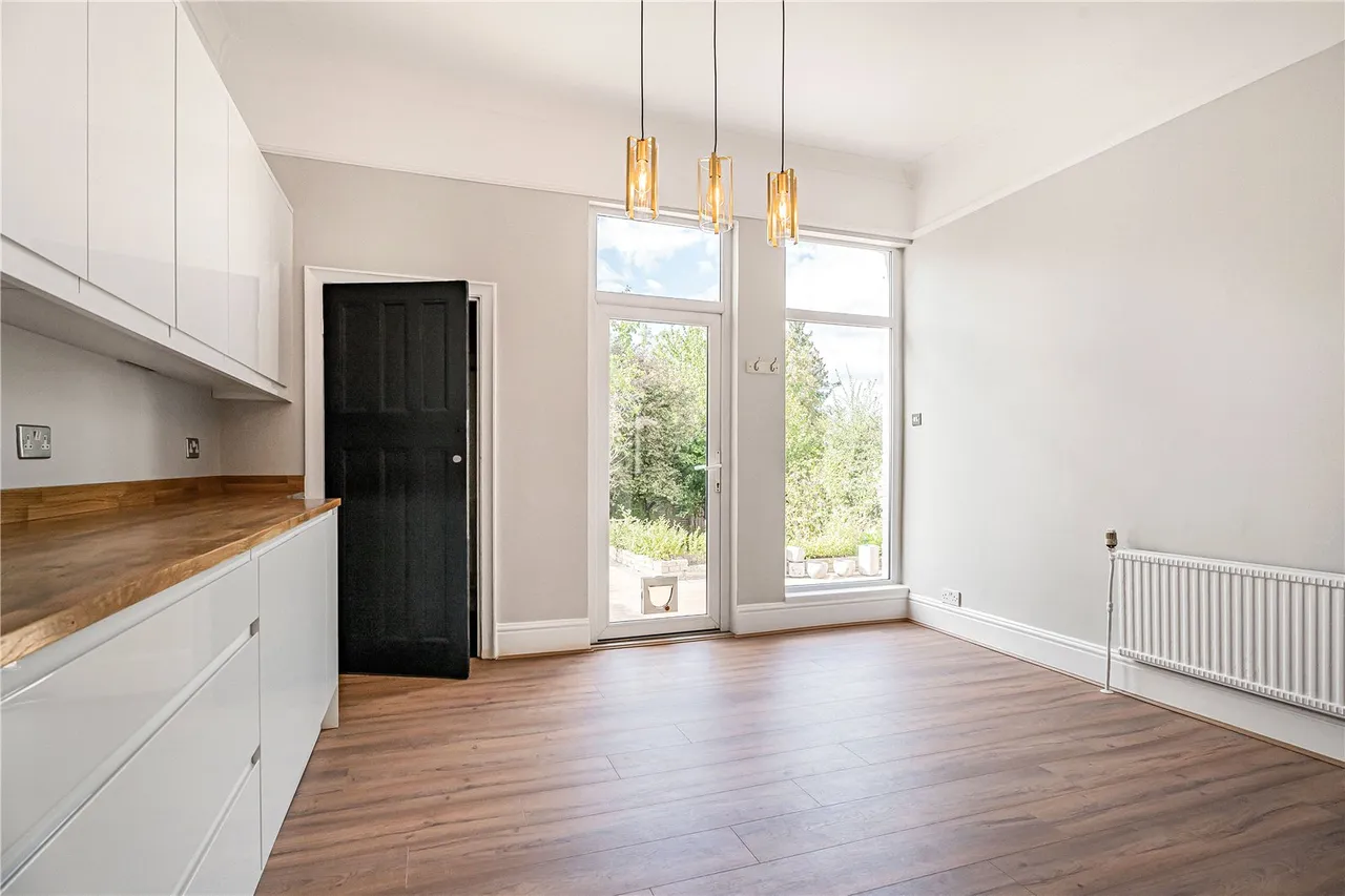 Chandos Avenue, Whetstone, N20 9EG, photo 4
