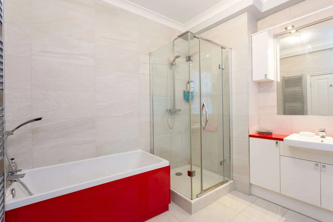 Acomb Road, York, YO24, photo 11