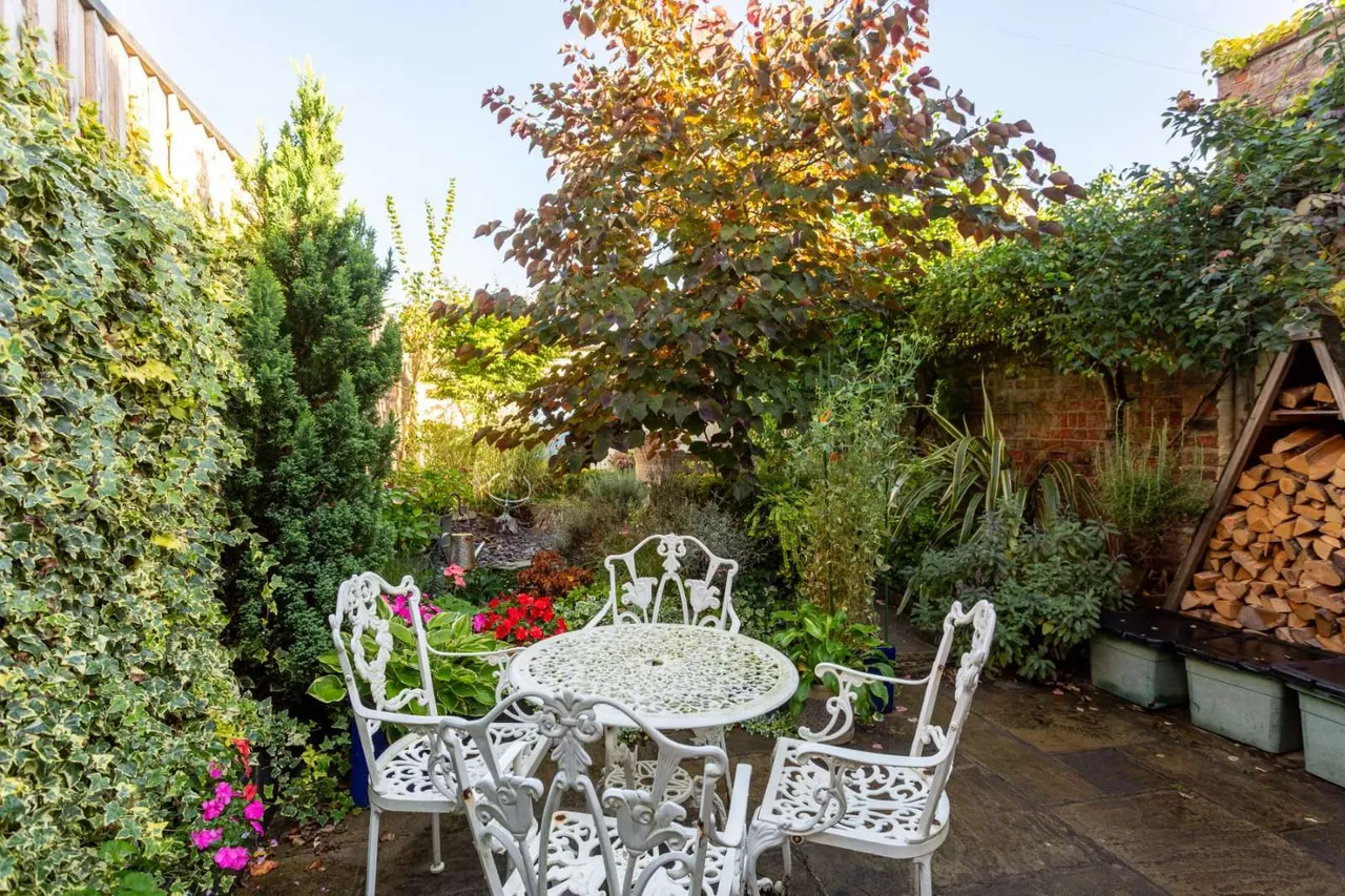 Acomb Road, York, YO24, photo 14
