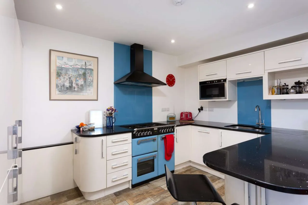 Acomb Road, York, YO24, photo 6