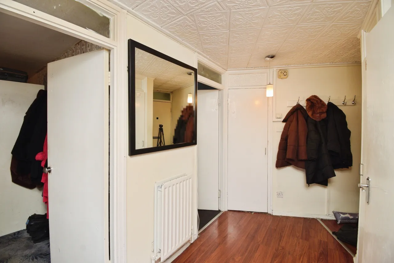 Boundary Road, London, E13, photo 7