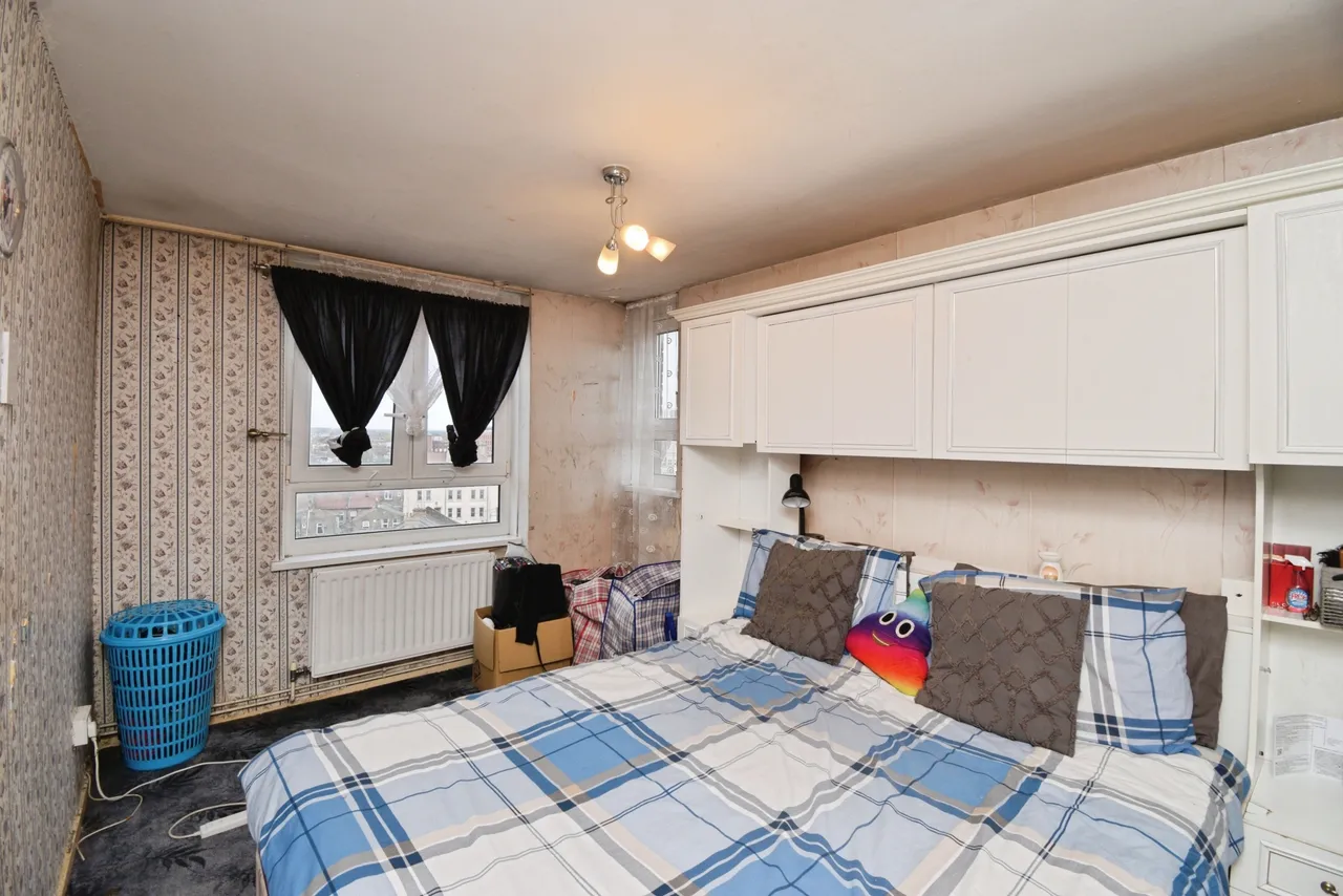 Boundary Road, London, E13, photo 20