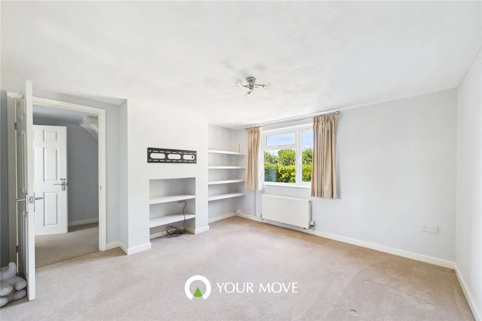 Hempnall Road, Woodton, NR35, photo 4