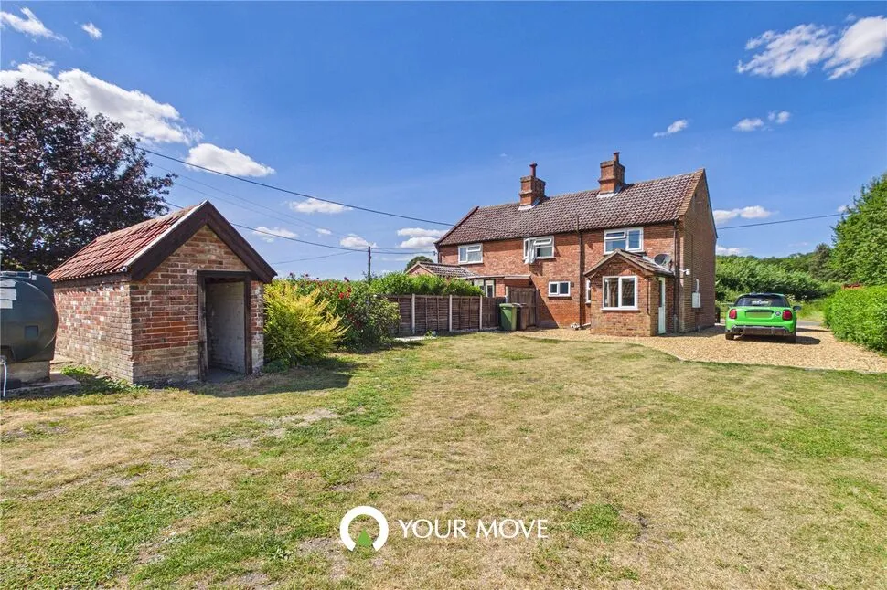 Hempnall Road, Woodton, NR35, photo 13