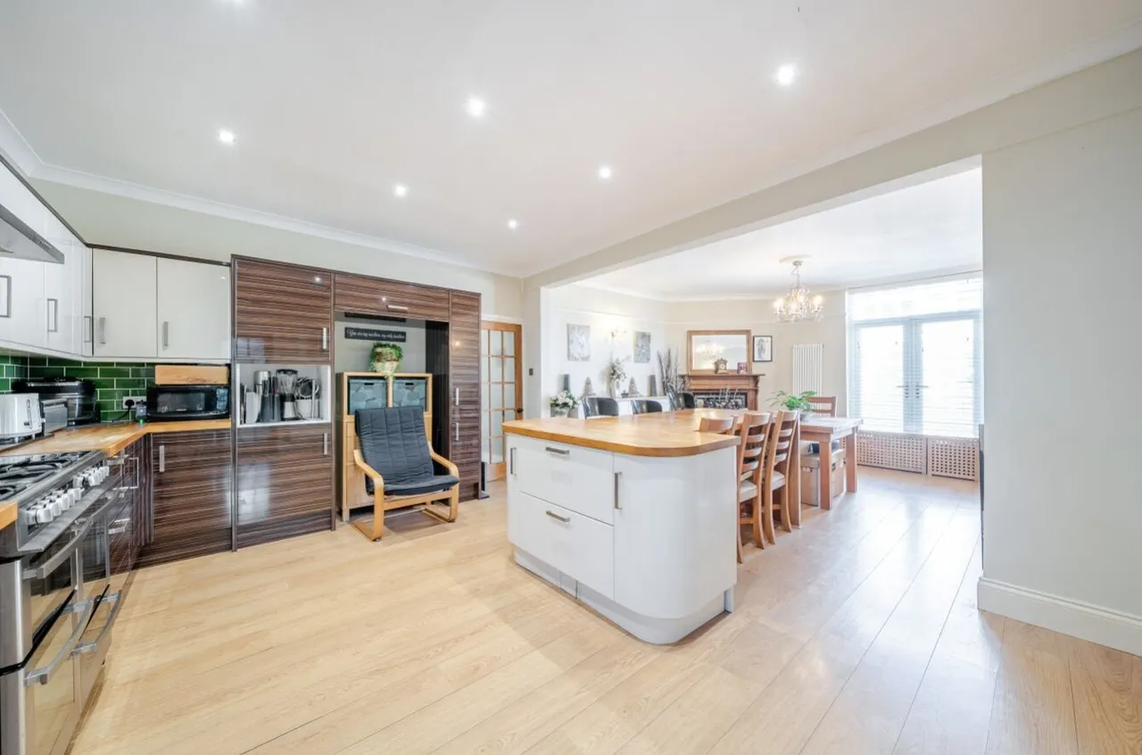 Bilton Grove Avenue, Harrogate, HG1, photo 4