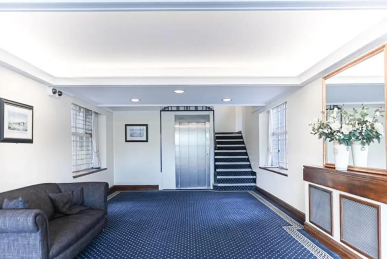 Edwardes Square, London, photo 8