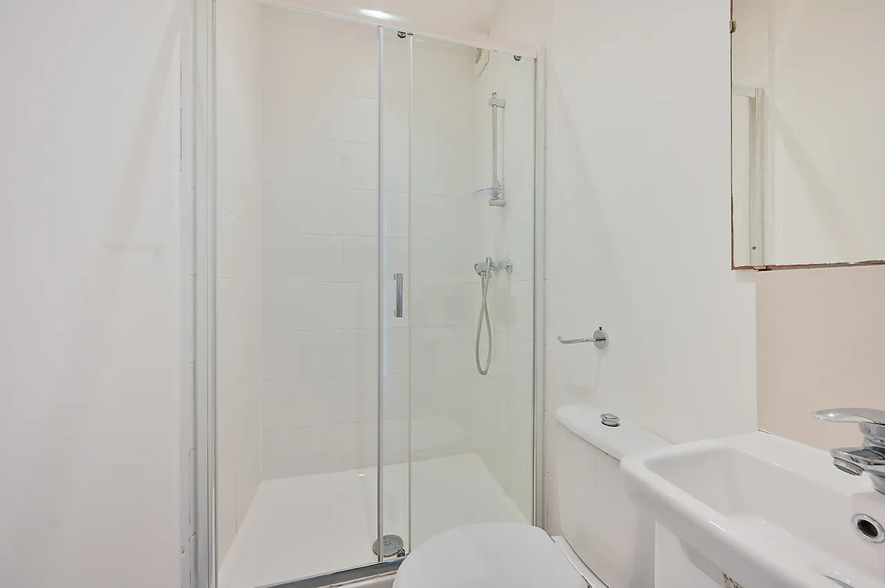 New Malden, KT3, photo 6