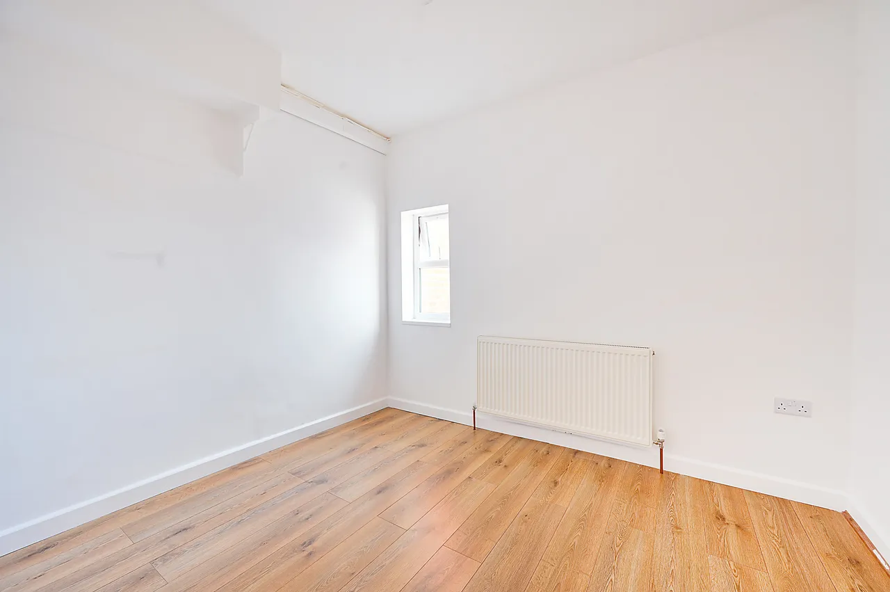 New Malden, KT3, photo 9