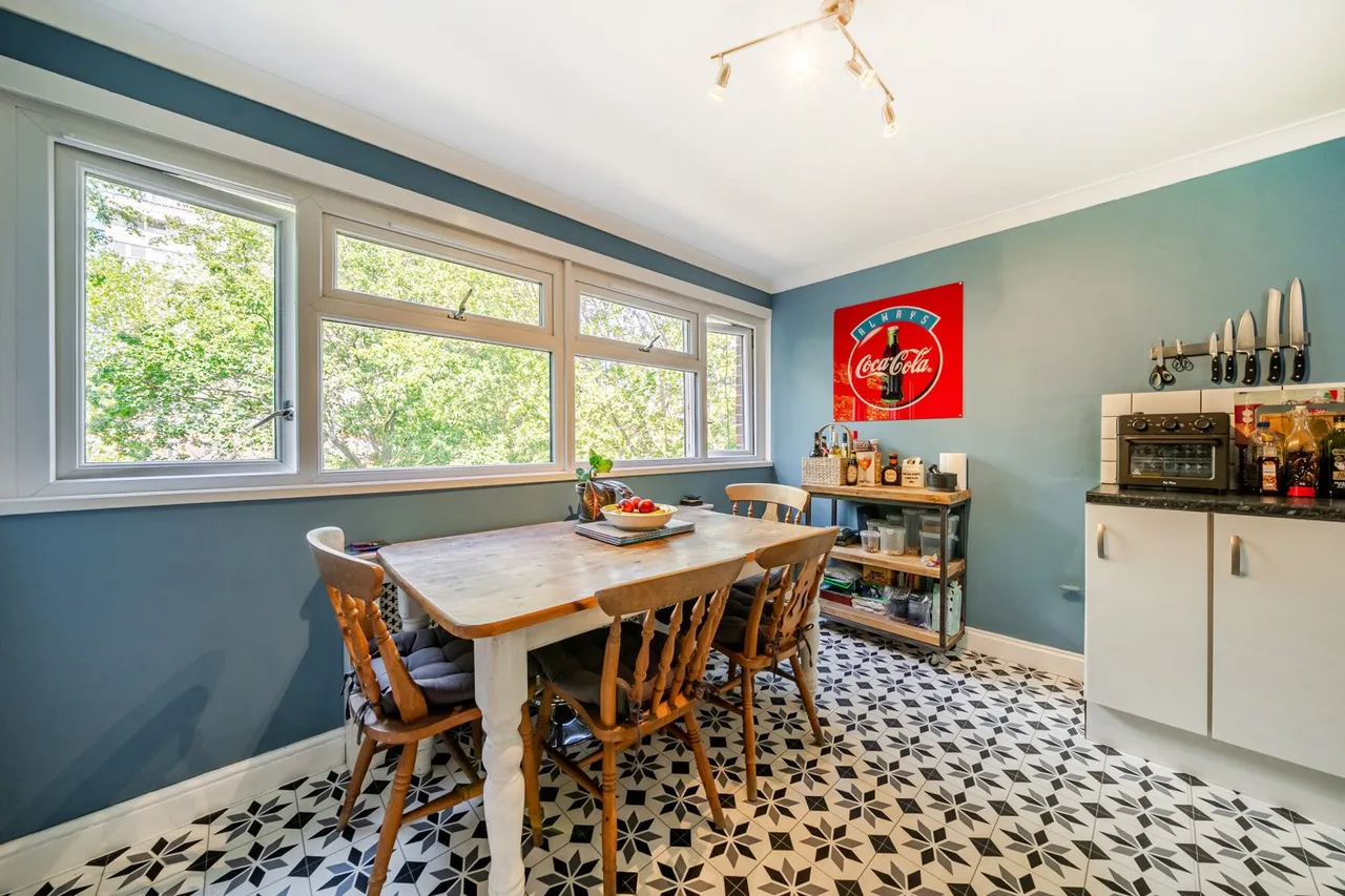 Bishops Mead, London, SE5, photo 15
