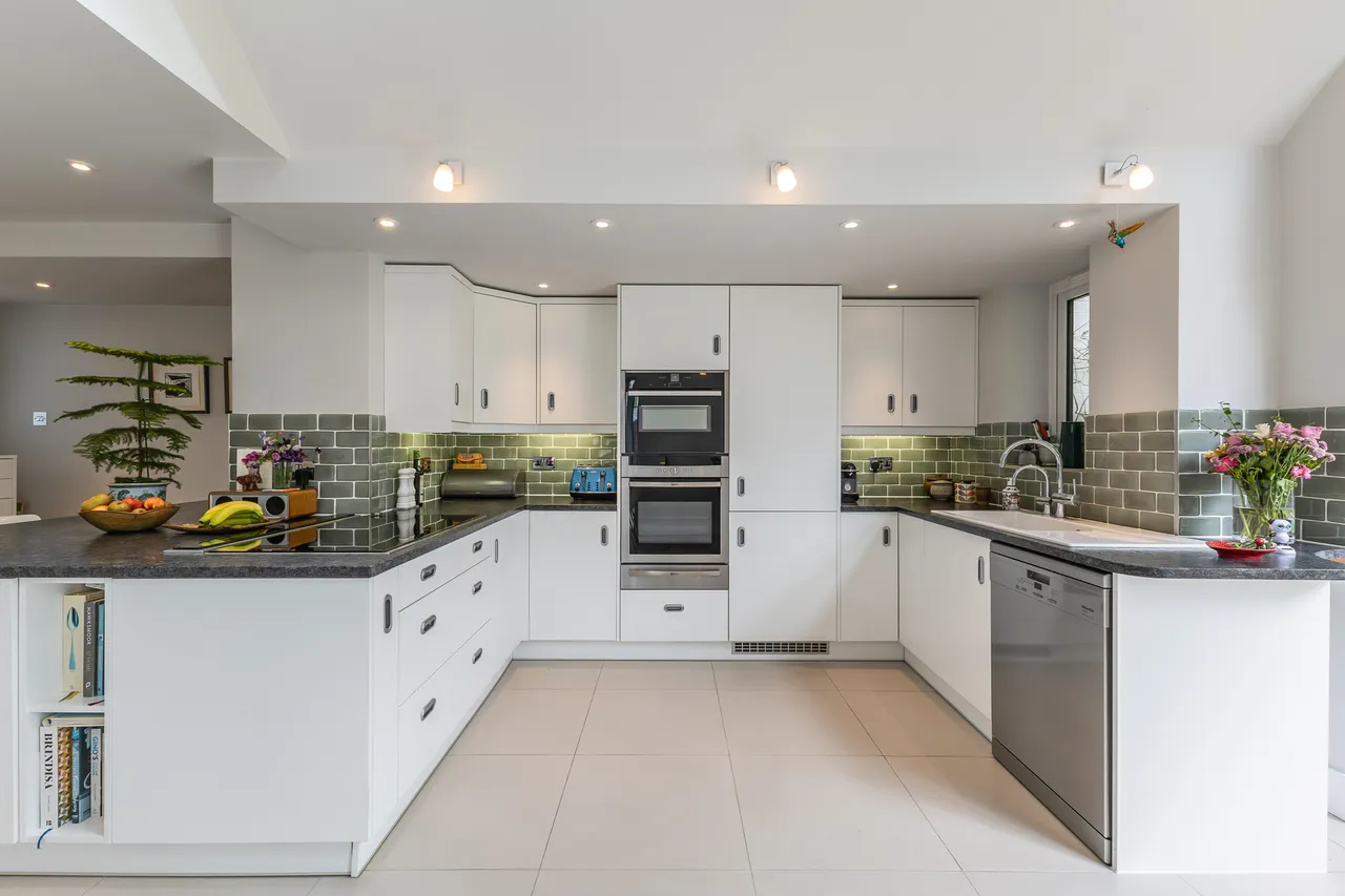 Baring Road, BEACONSFIELD, HP9, photo 12