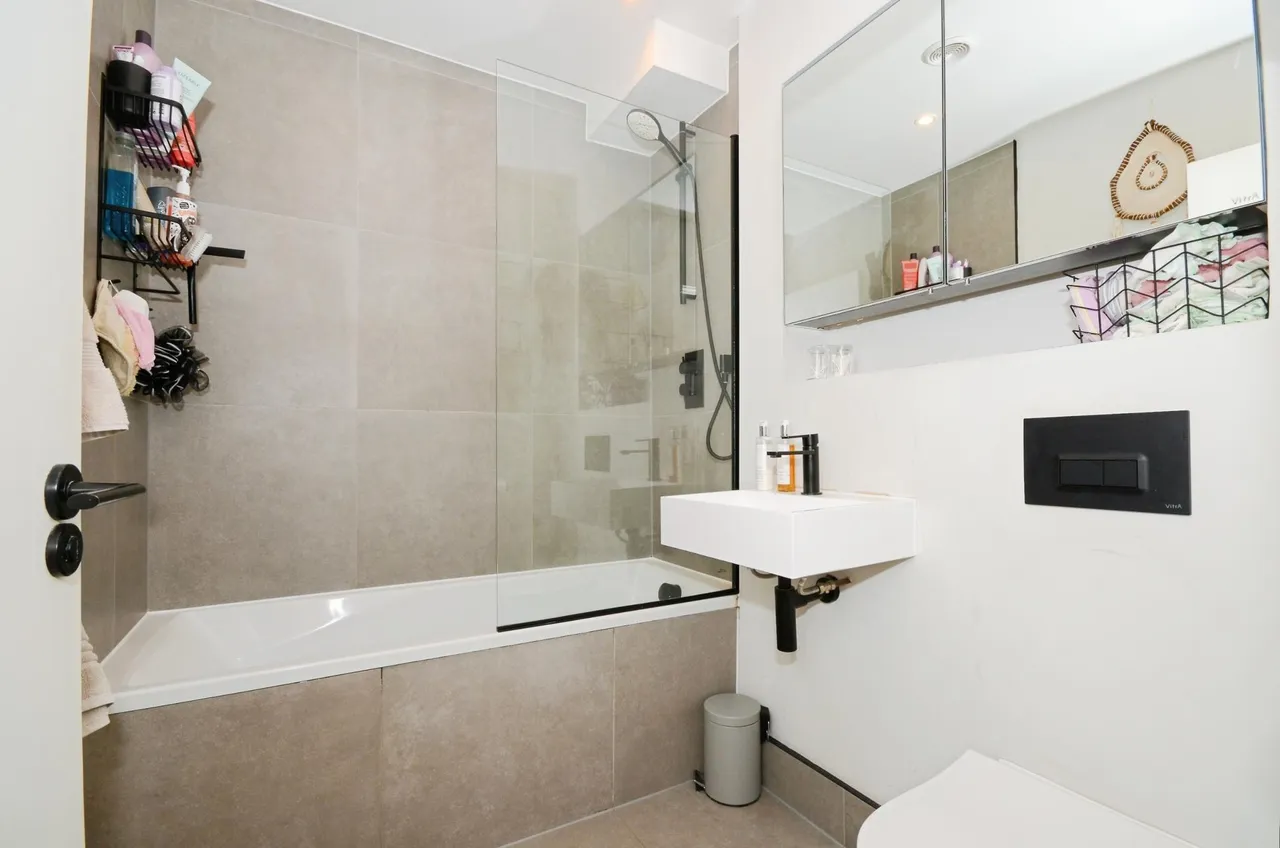 Field End Road, Ruislip, HA4, photo 9