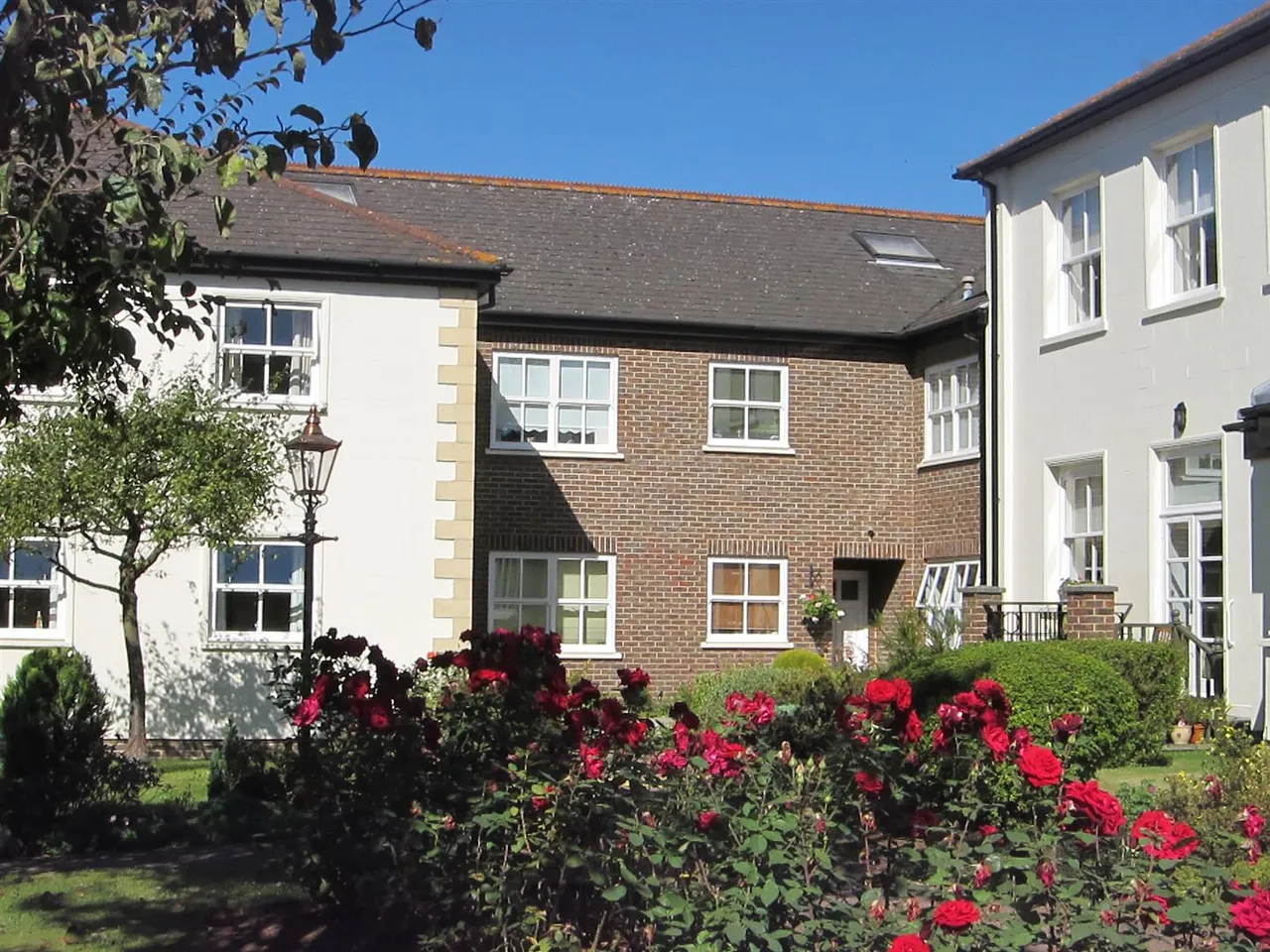 The Lodge, St. Judes Close, Englefield Green, Surrey, TW20 0DN, photo 11