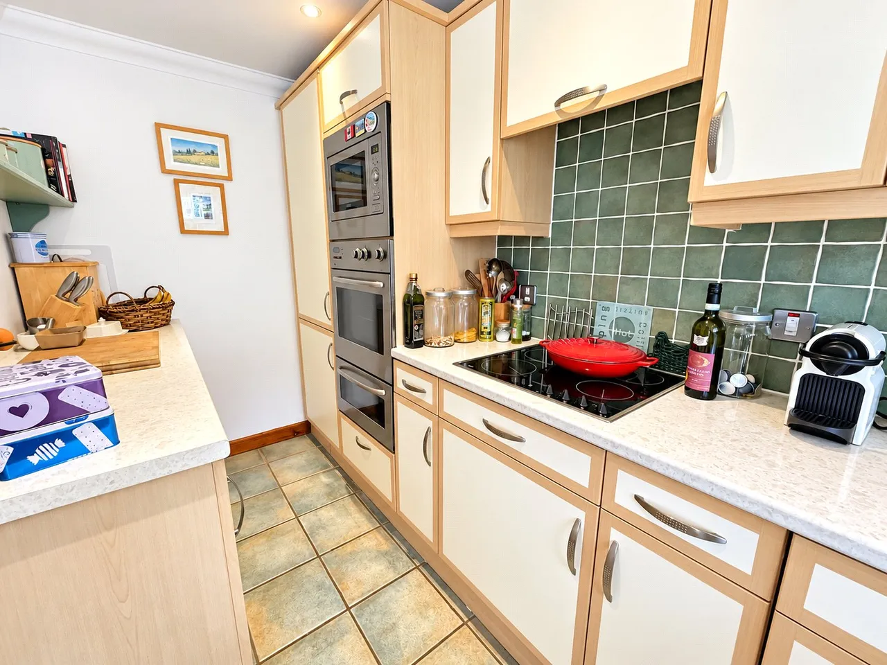The Street, Hascombe, GU8, photo 7