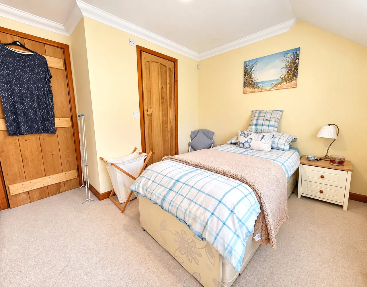 The Street, Hascombe, GU8, photo 11
