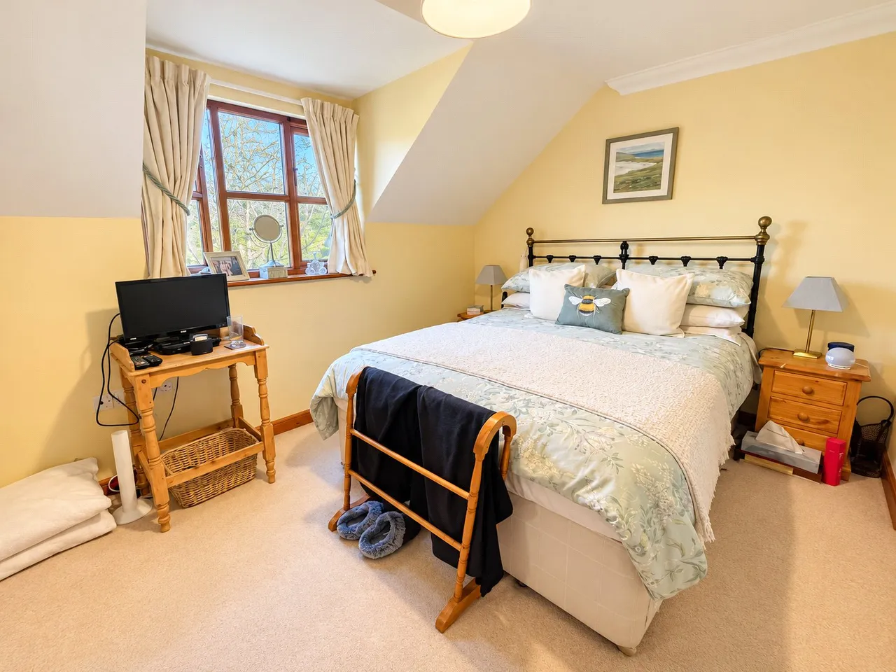 The Street, Hascombe, GU8, photo 8