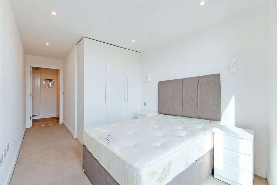 Plumbers Row, Whitechapel, London, E1, photo 14