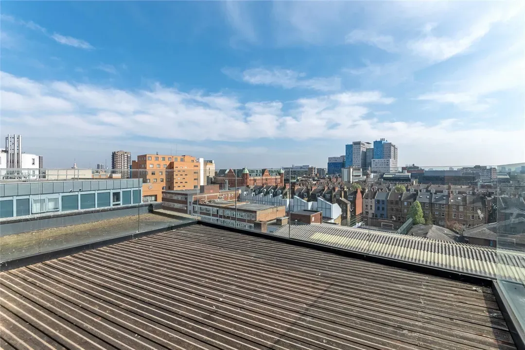 Plumbers Row, Whitechapel, London, E1, photo 19