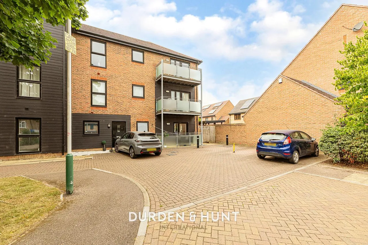 Dunningford Close, Hornchurch, RM12, photo 18