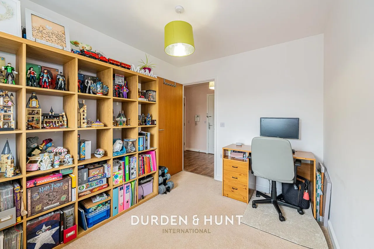 Dunningford Close, Hornchurch, RM12, photo 12