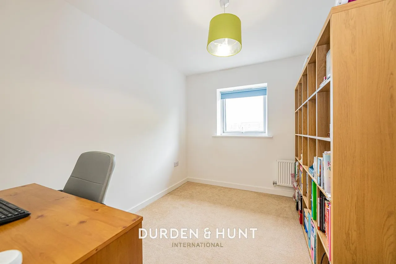 Dunningford Close, Hornchurch, RM12, photo 11